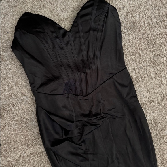 XS NWOT Strapless Black Dress w/ Gloves - Picture 2 of 9